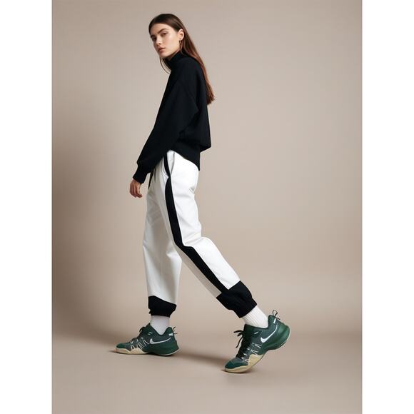 Nike Hypershift Green Silver White Women’s Size 7 M Running Shoe - Picture 2 of 8